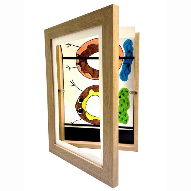 Children´s Artwork Frame - Holds up to 150 Drawings